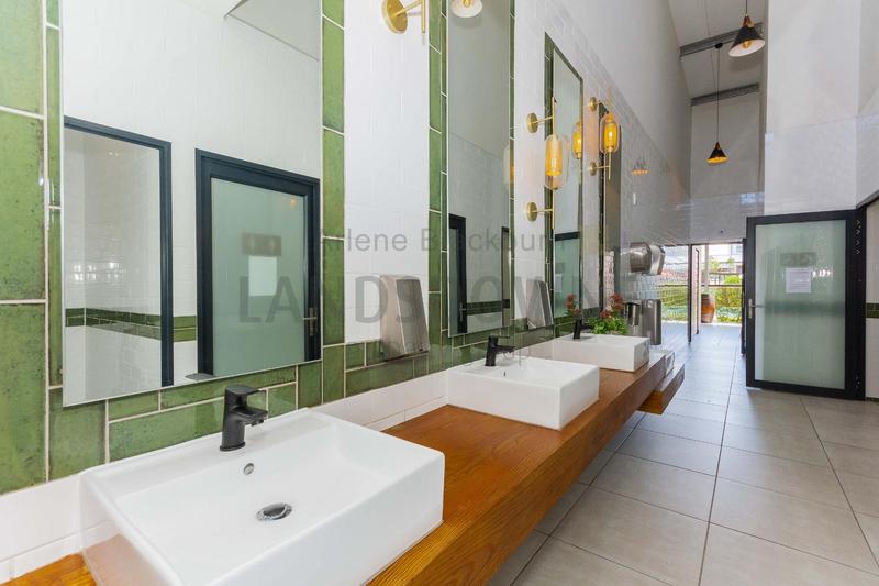 To Let 1 Bedroom Property for Rent in Sandown Western Cape